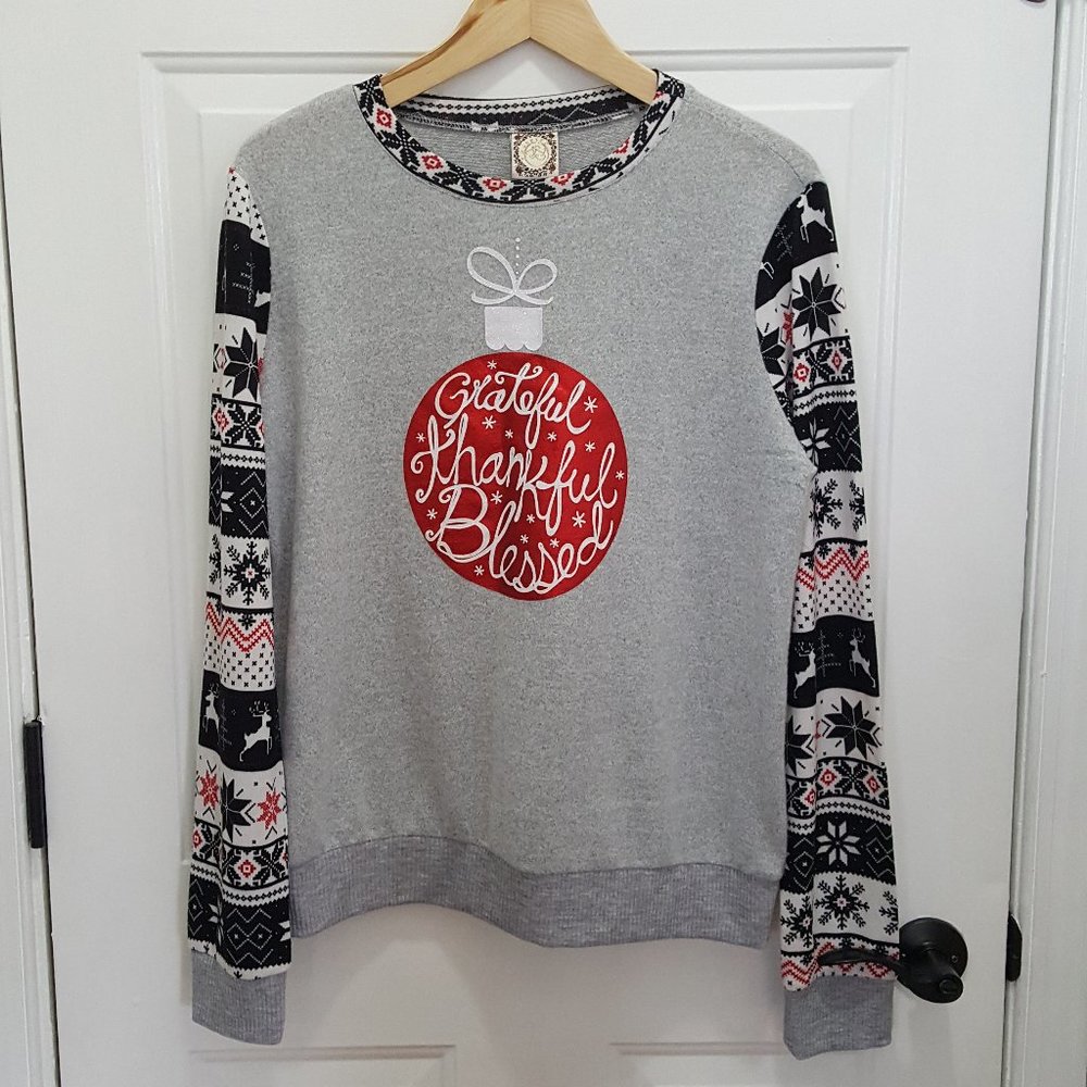 NWT Tru Self Christmas Sweater Size M
